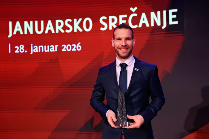 Dr v4. Ales Ugovsek2025