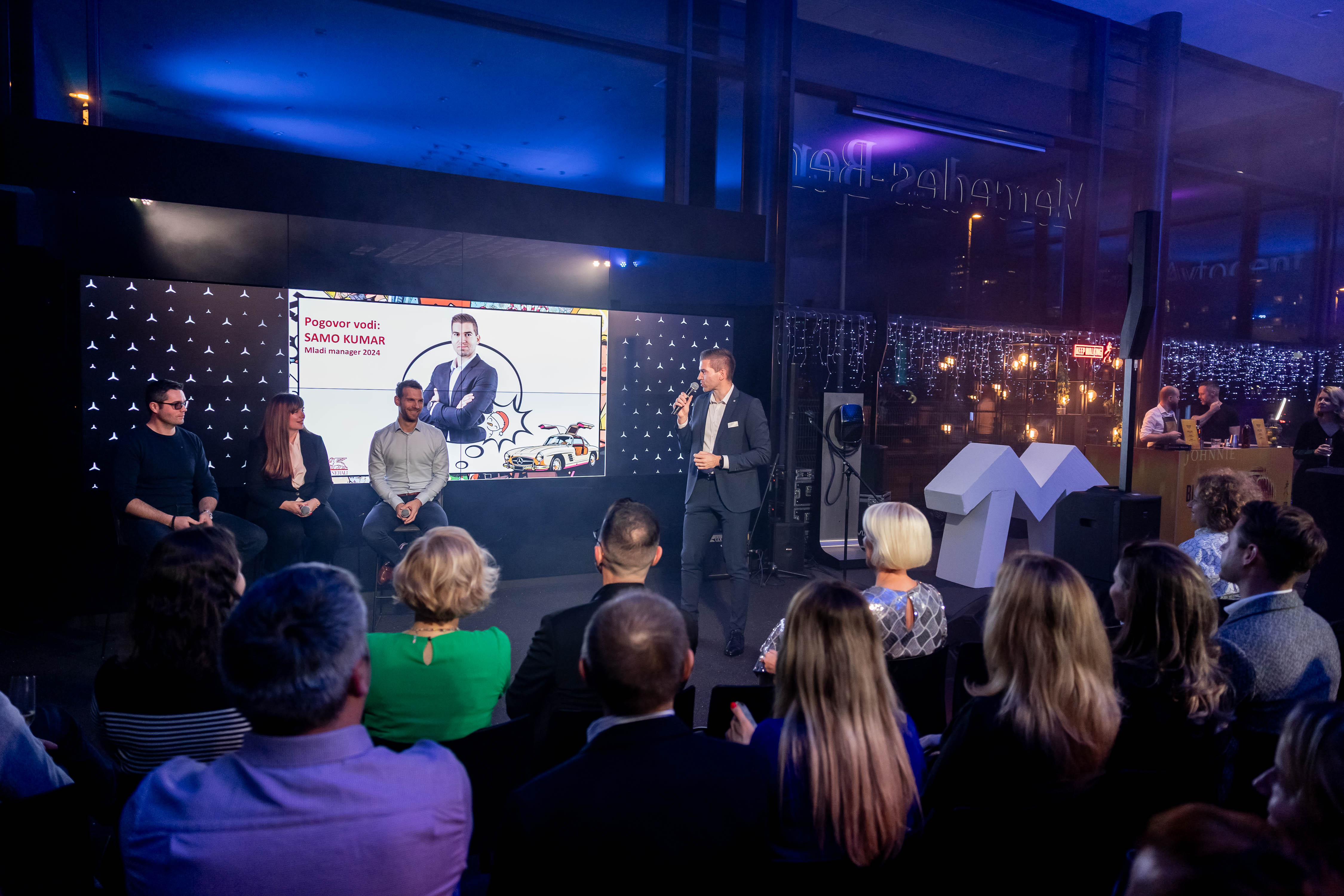 Dejan Kovacic Nina Hudnik Ales Ugovsek v pogovoru z Samom Kumarjem foto Matic Kremzar