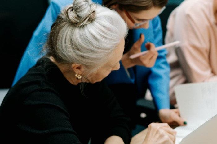 pexels cottonbro 5990045 4