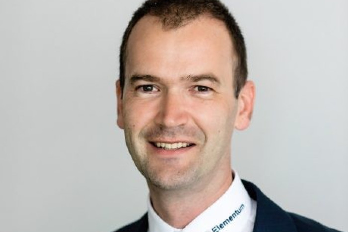 thumbnail 62 1 peter slapsak FOTO Polona Avanzo 464x601